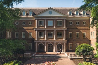 Robertson Hall, Regent University.